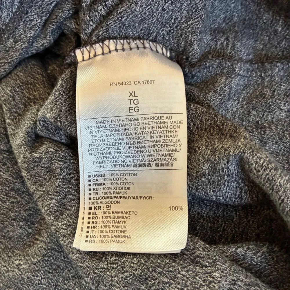 Banana Republic Mens XL Gray Long Sleeve T-Shirt Soft Wash Tee Casual Crew Luxe